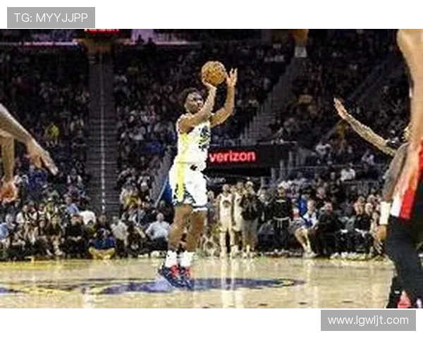 克赖尔替补高效砍下11分三分精准助球队体系更加契合