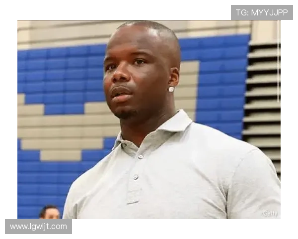 步行者官方庆祝名宿小奥尼尔47岁生日祝福满满 步行者官方庆祝名宿小奥尼尔47岁生日祝福满满