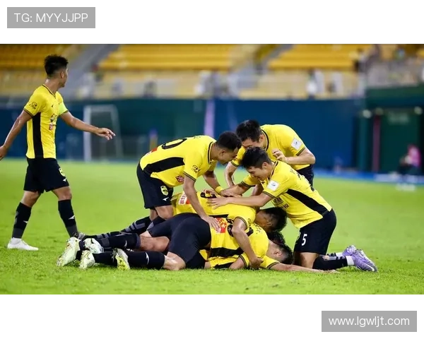 广州队季前赛惨遭大比分失利 媒体人称多受挫折有助于球队成长 广州队季前赛惨遭大比分失利 媒体人称多受挫折有助于球队成长