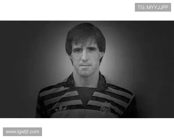 利物浦官方发文悼念前守门员教练奥乔托雷纳不幸去世享年六十四岁